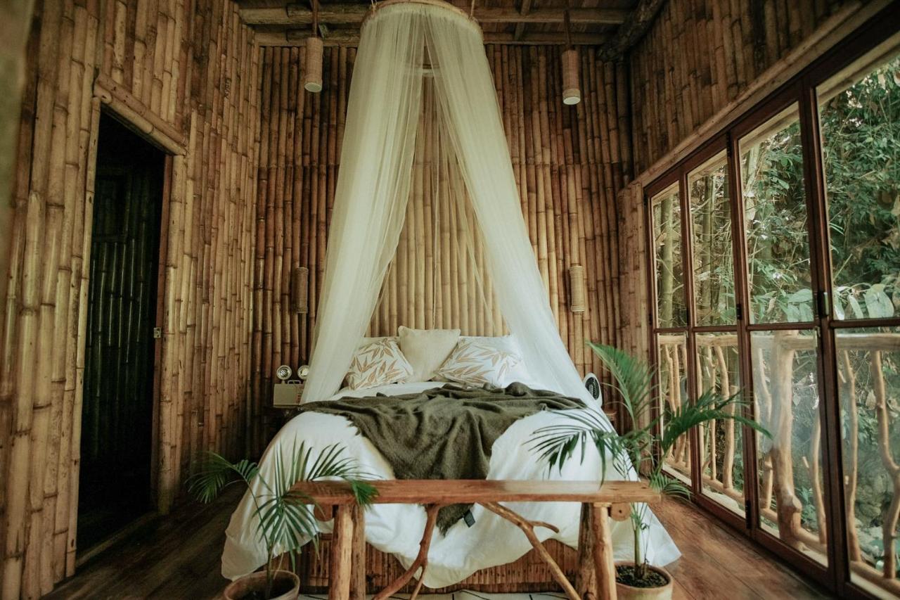 Vila Treehouse De Valentine Balamban Exteriér fotografie