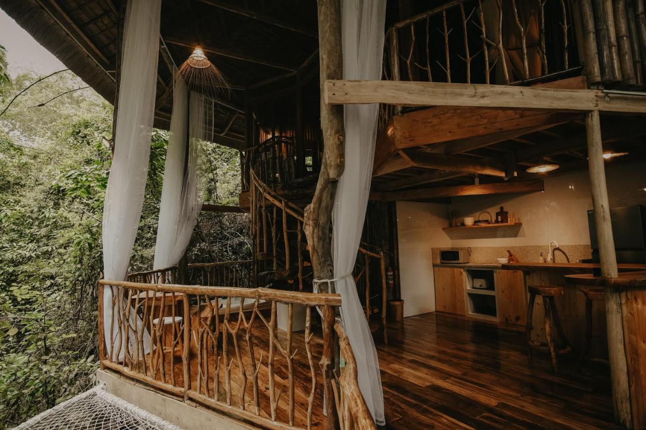 Vila Treehouse De Valentine Balamban Exteriér fotografie